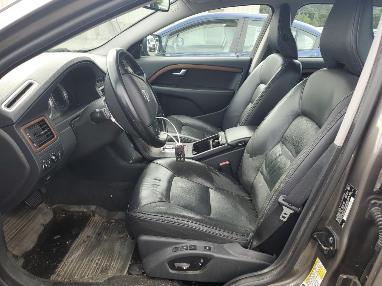 2010 VOLVO XC70