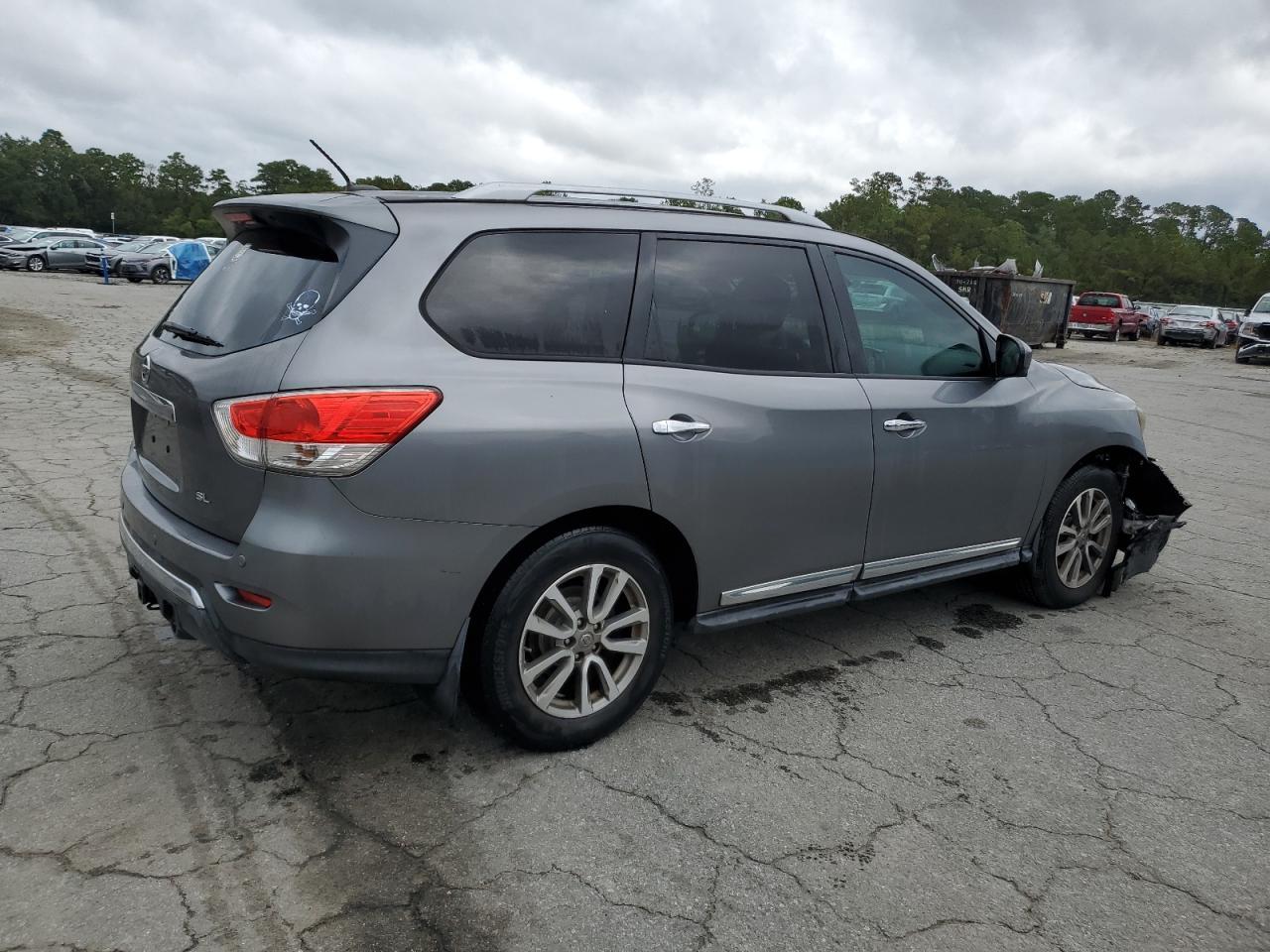 2015 NISSAN PATHFINDER