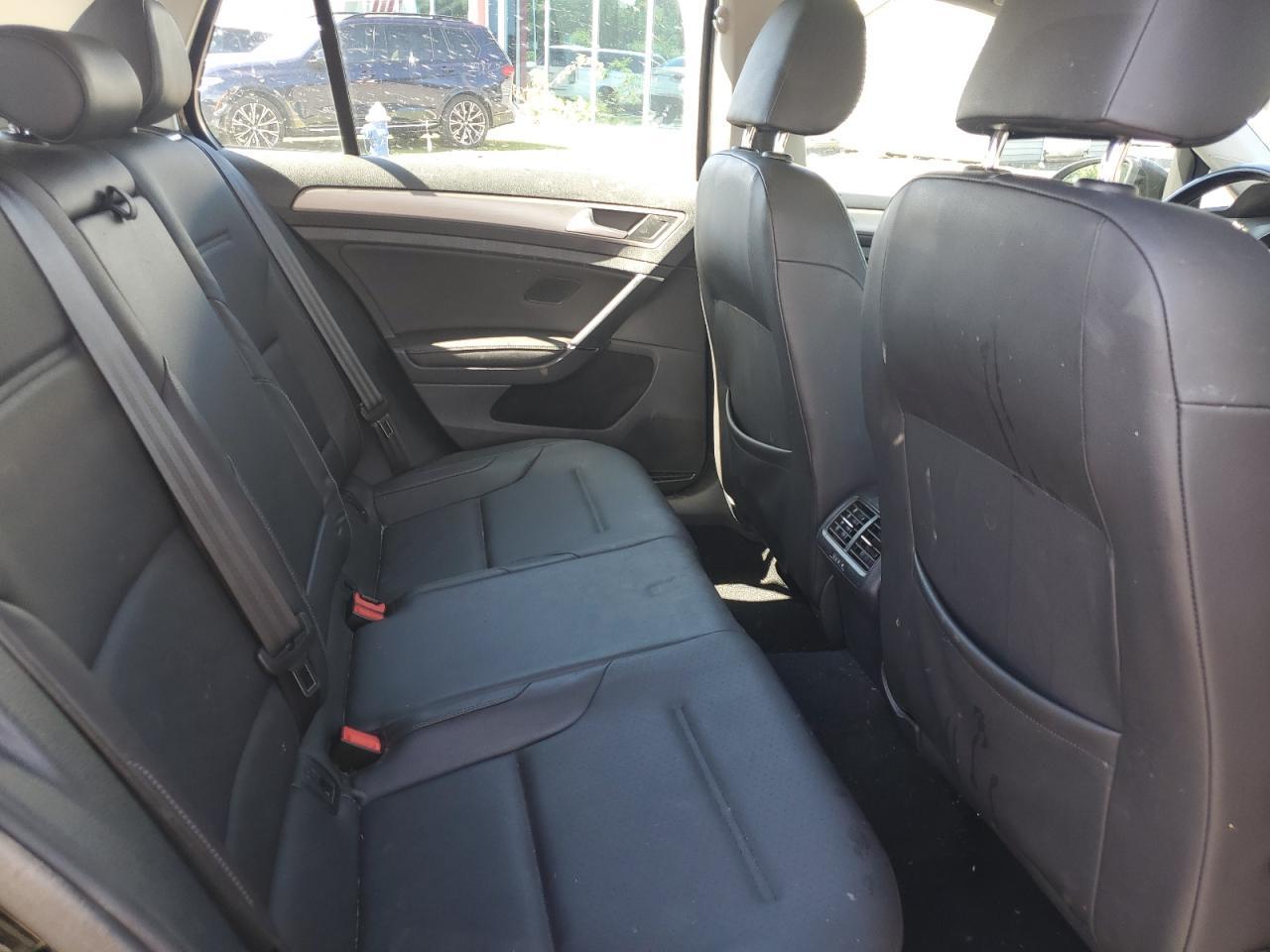 2015 VOLKSWAGEN GOLF