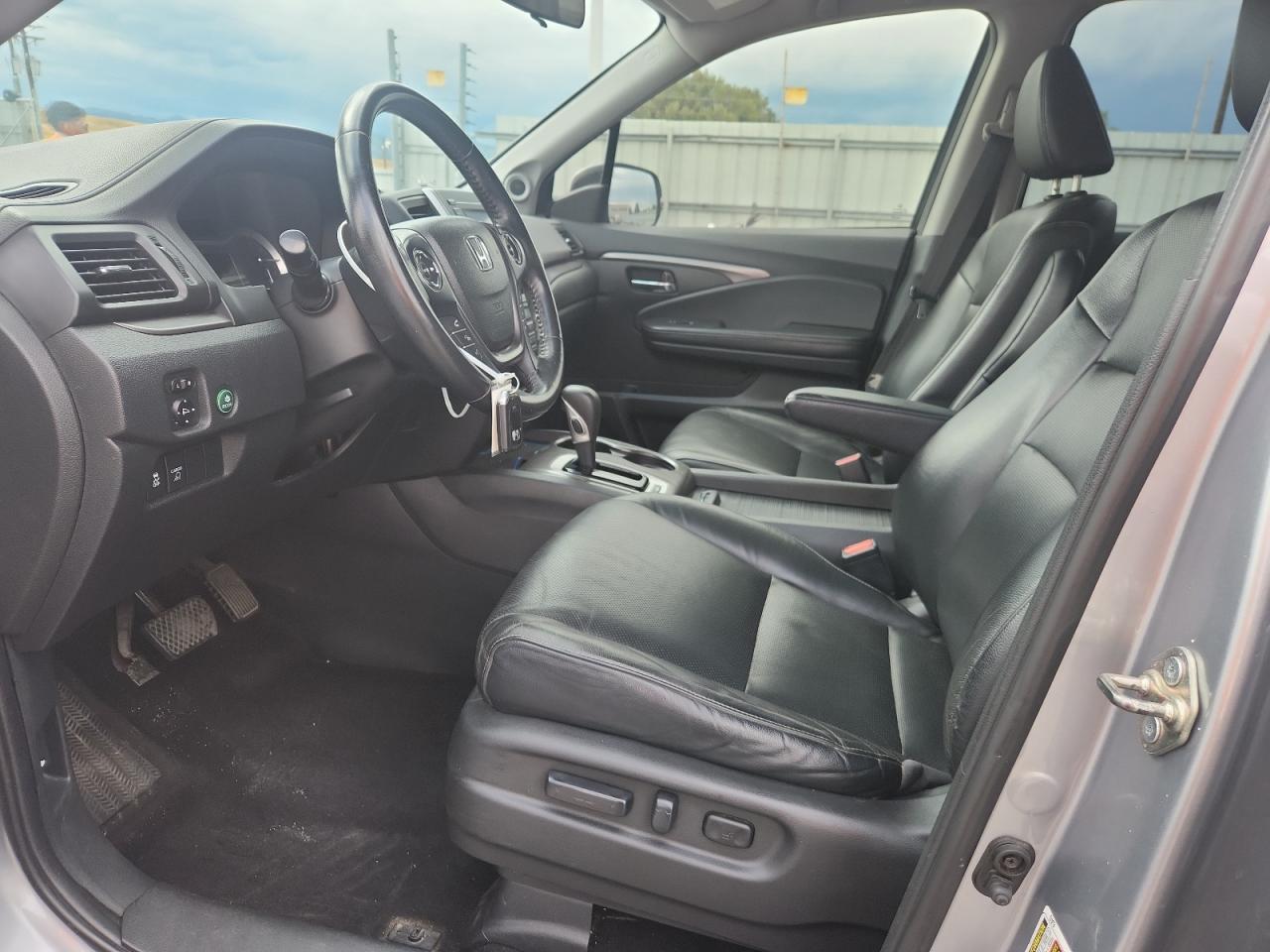 2017 HONDA Ridgeline