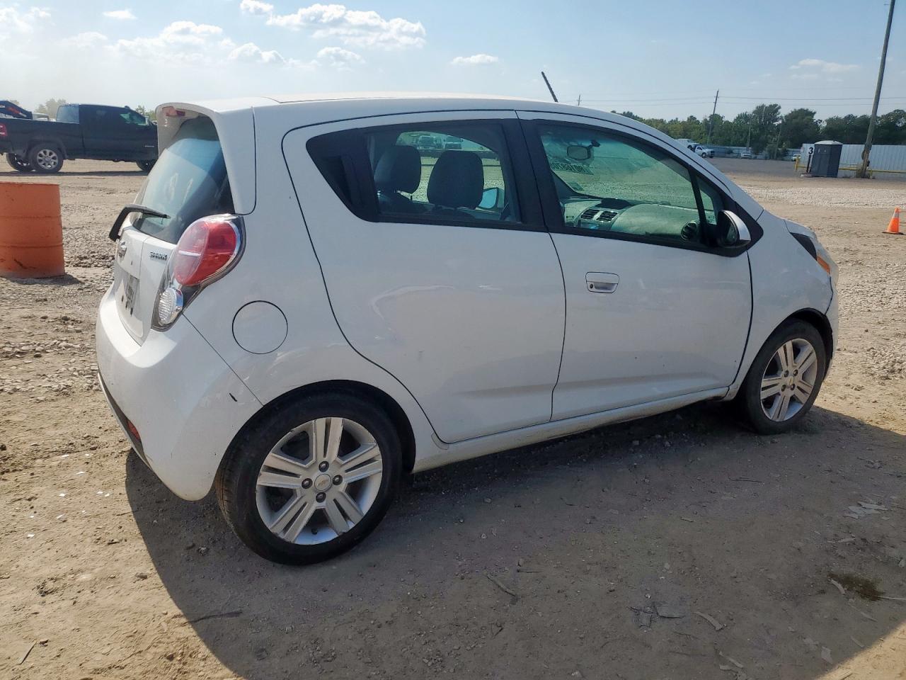 2014 CHEVROLET Spark
