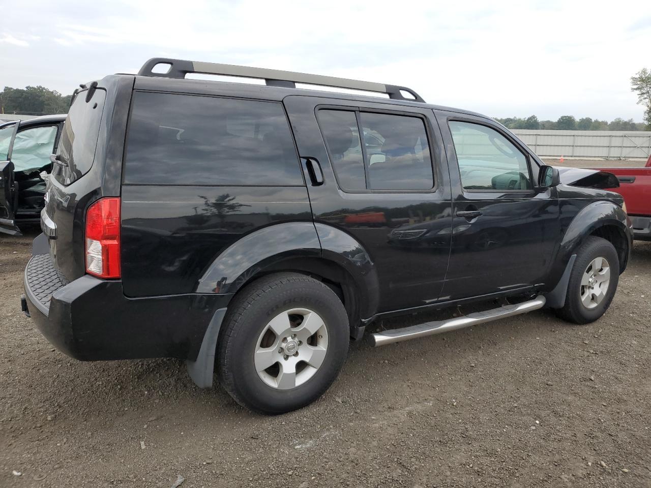 2012 NISSAN PATHFINDER