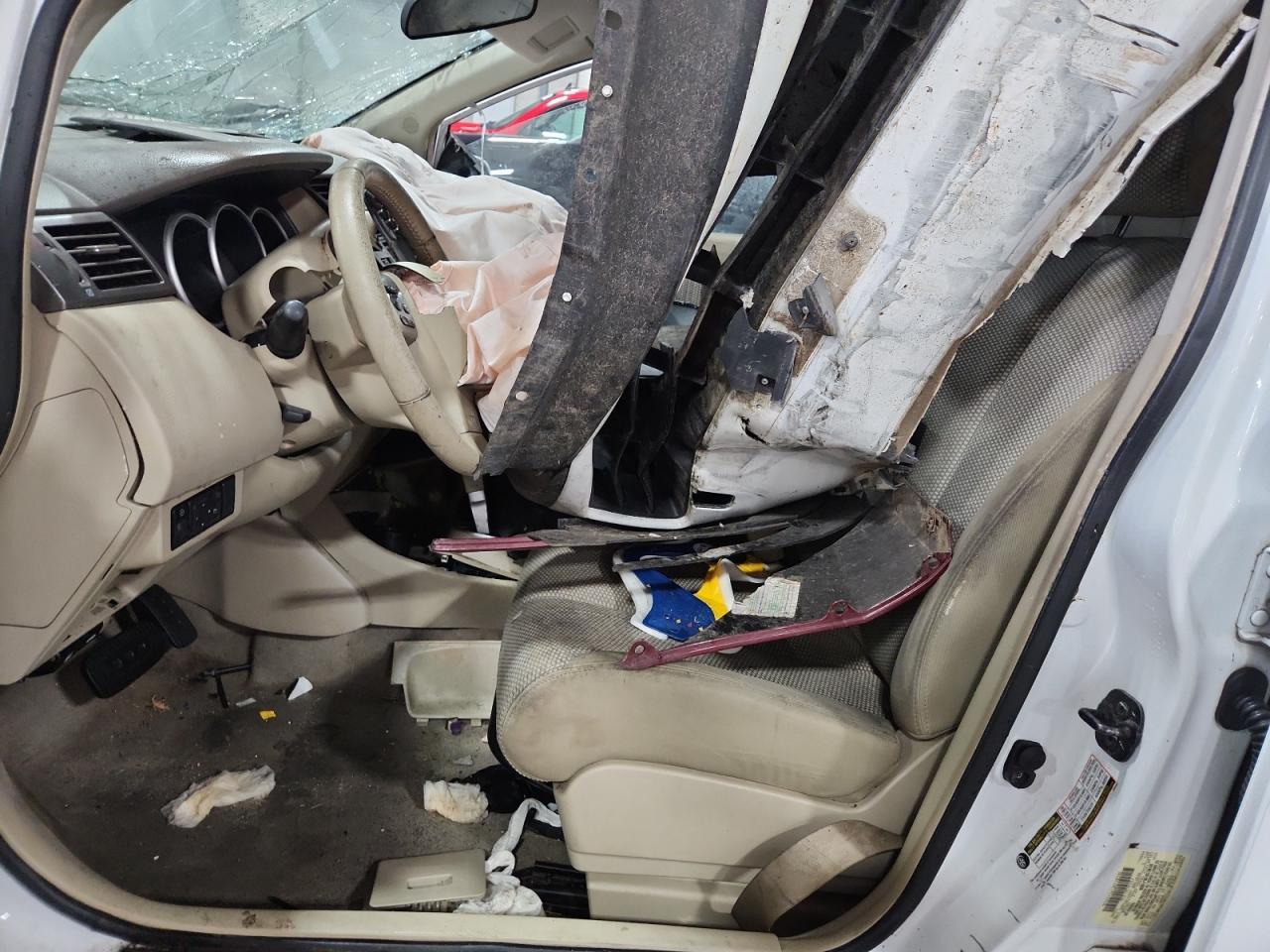 2009 NISSAN VERSA