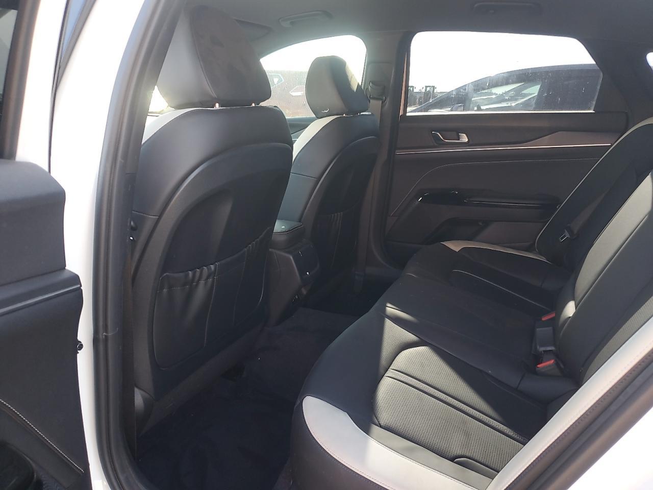 2025 KIA K5