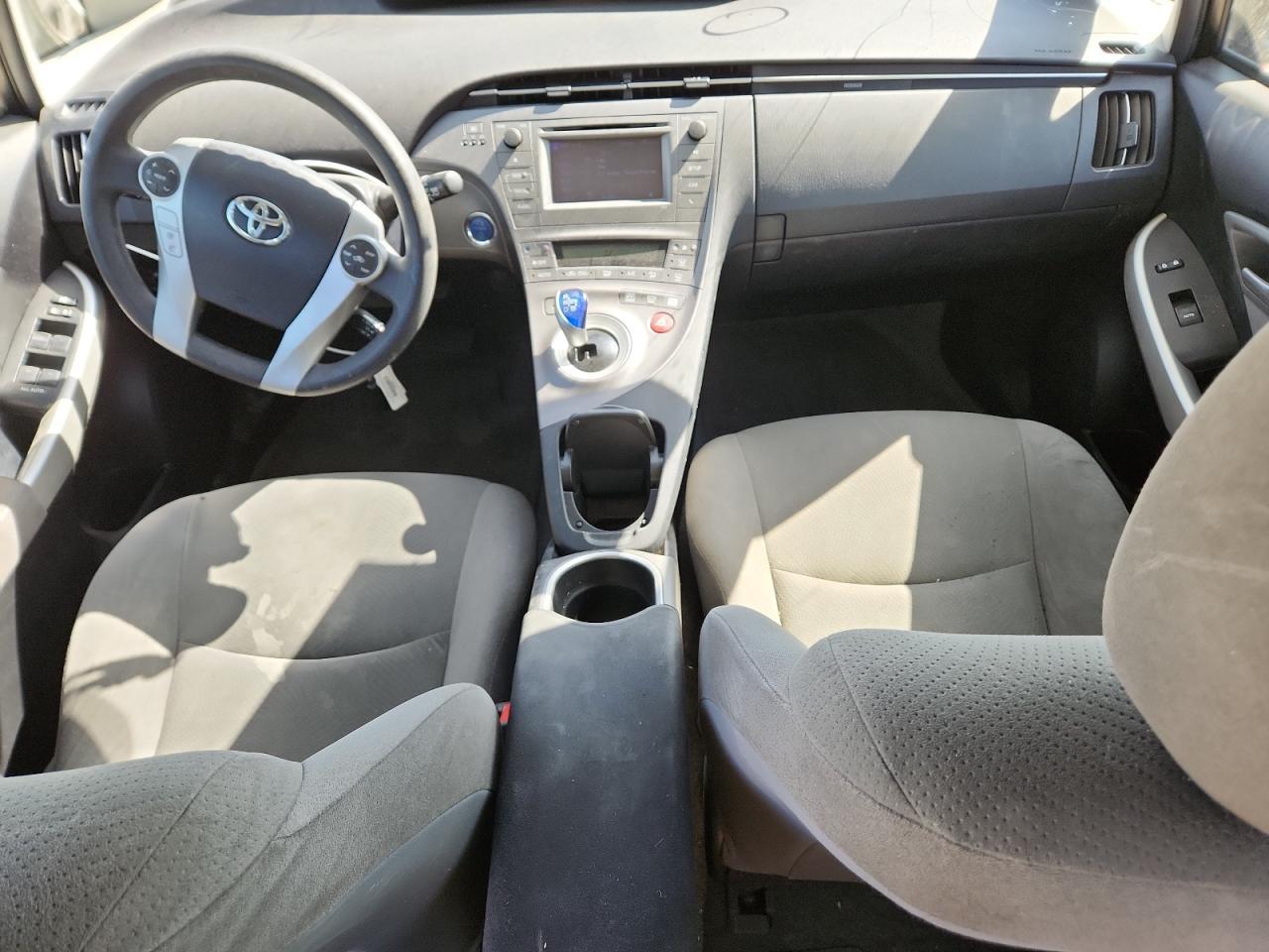 2015 TOYOTA PRIUS