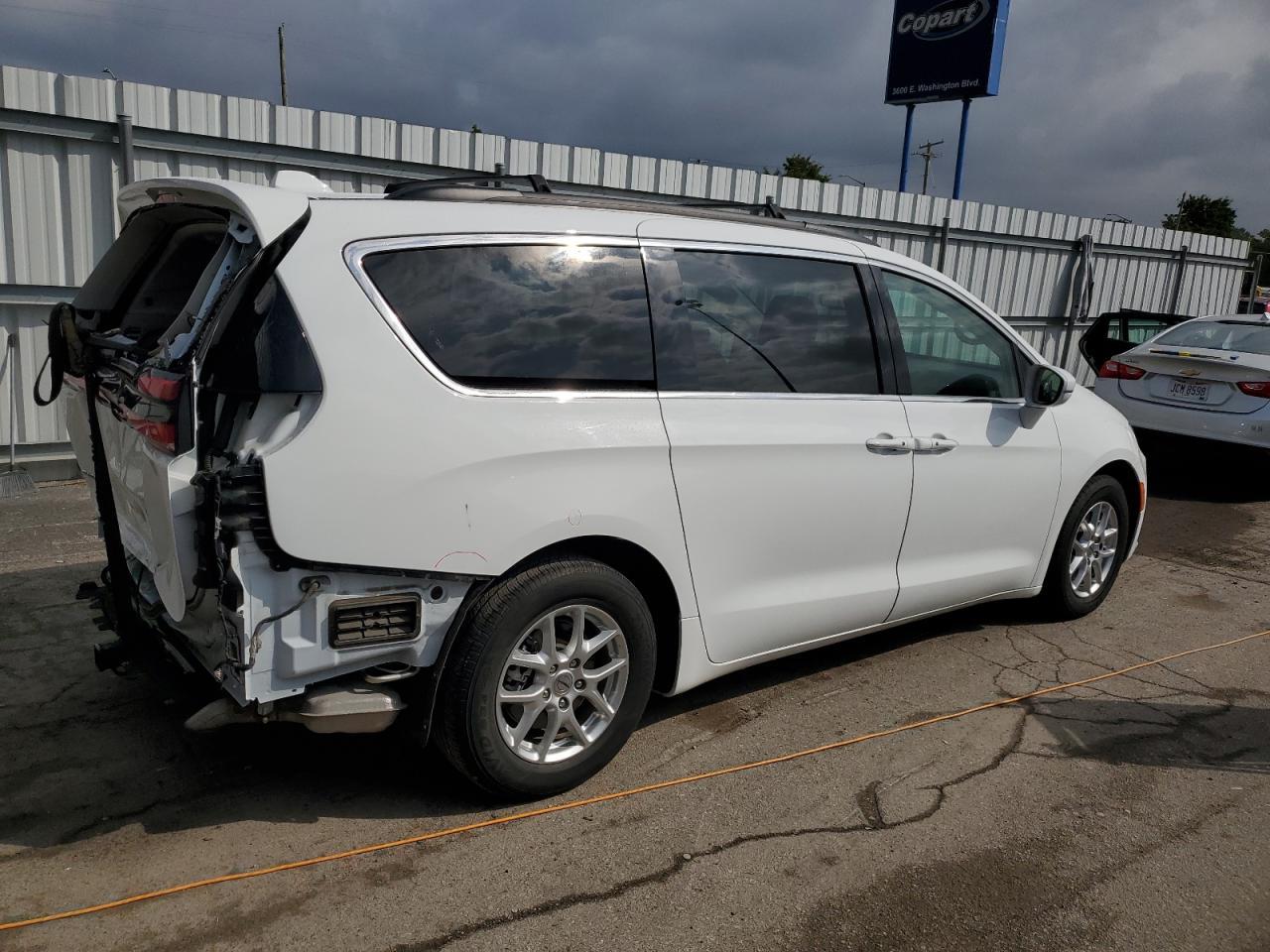 2022 CHRYSLER Pacifica