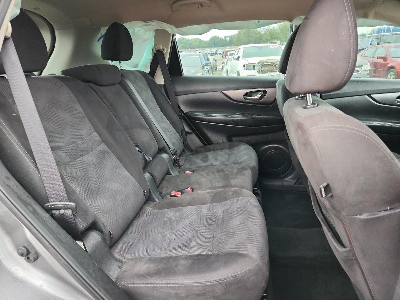 2015 NISSAN ROGUE