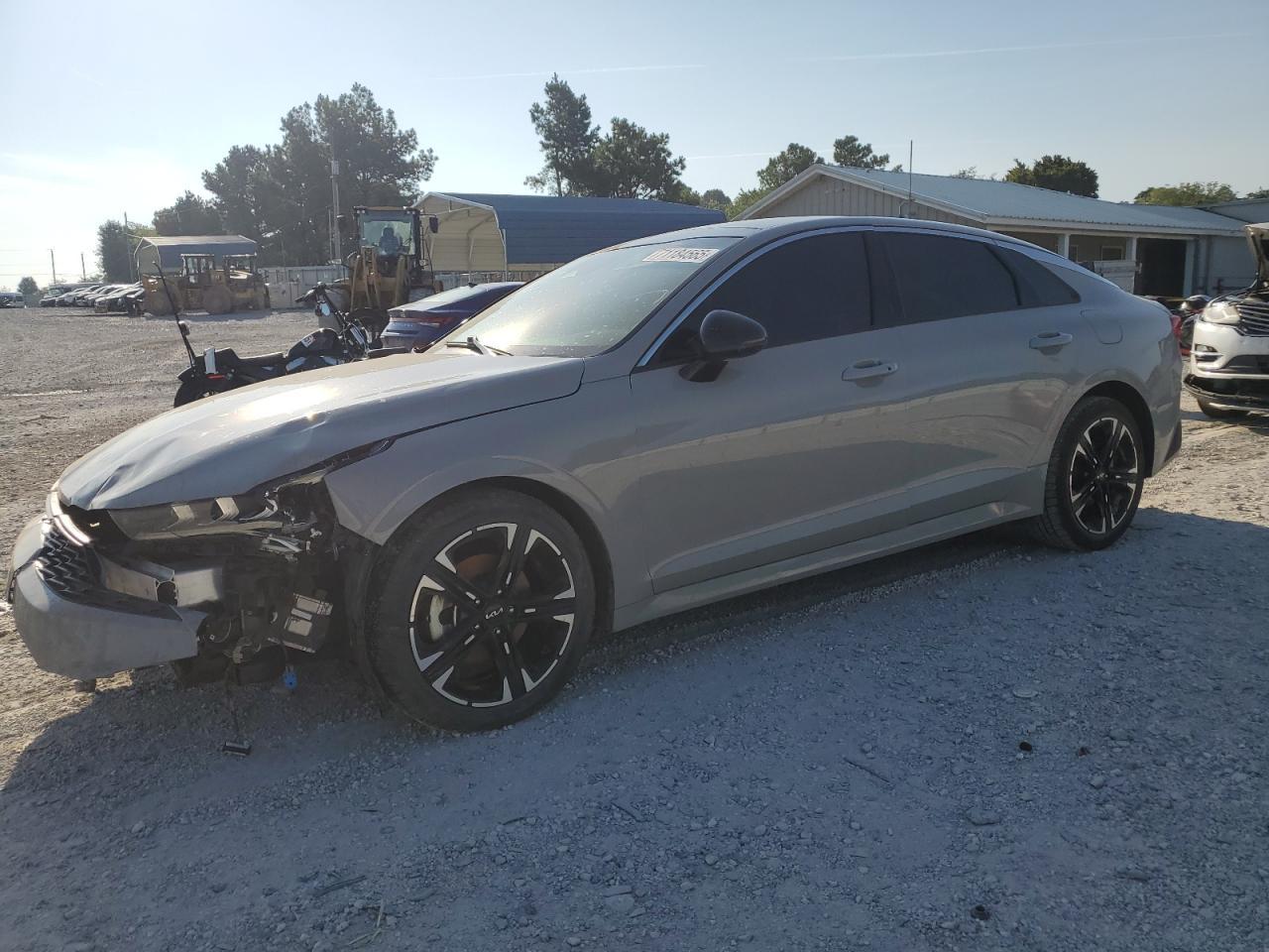 2022 KIA K5