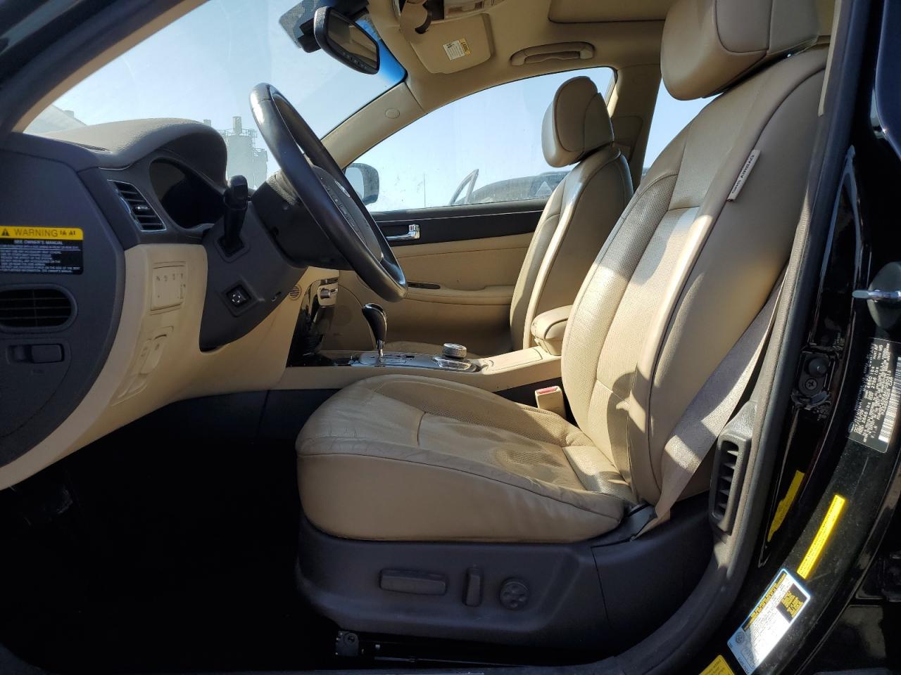 2010 HYUNDAI GENESIS