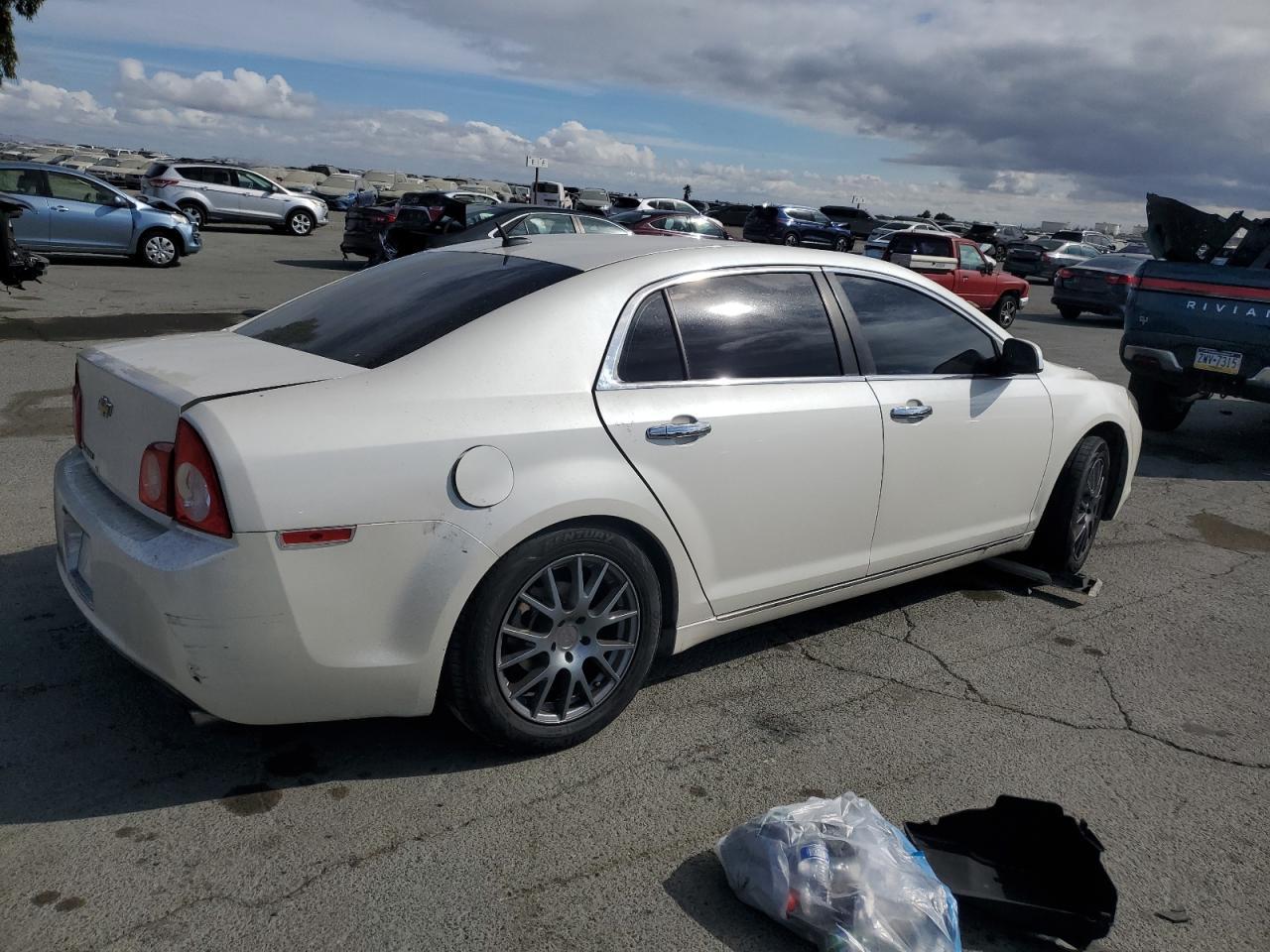 2011 CHEVROLET MALIBU