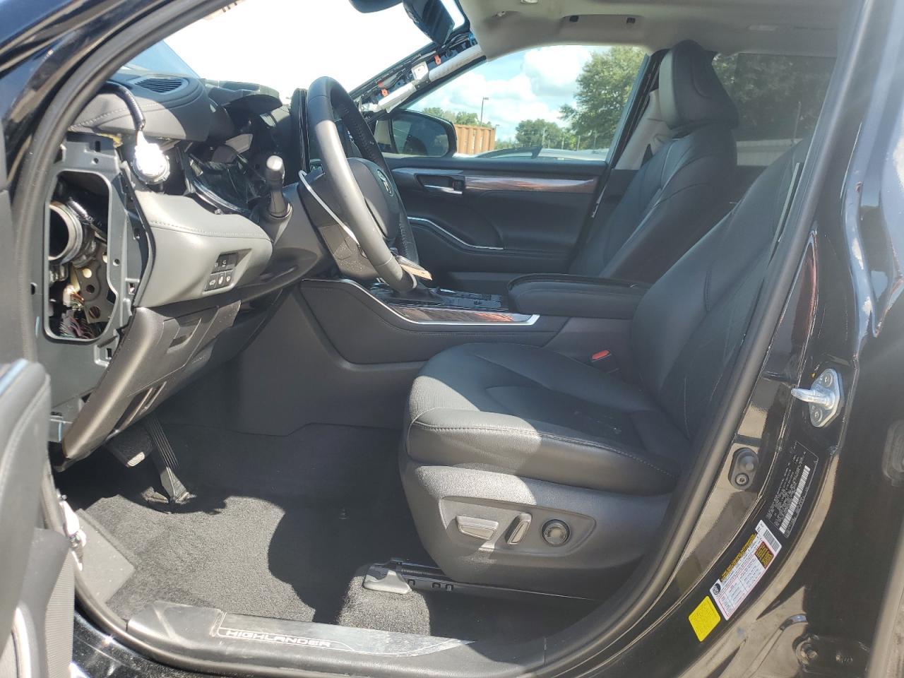 2021 TOYOTA HIGHLANDER