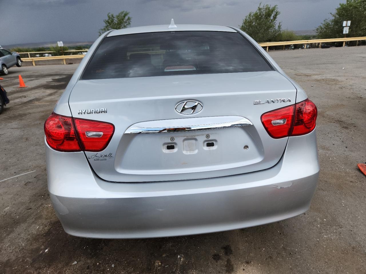 2010 HYUNDAI ELANTRA