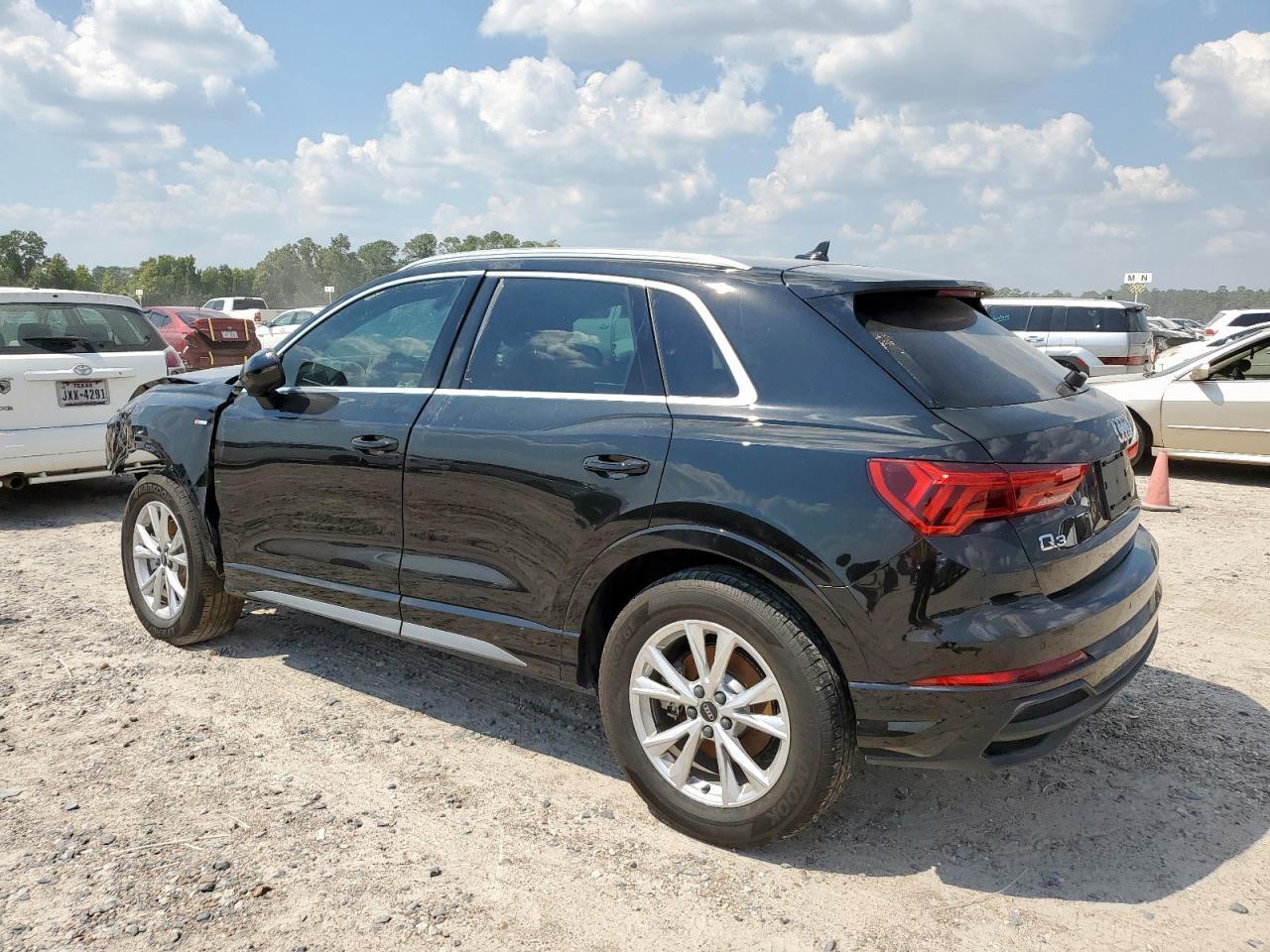 2024 AUDI Q3
