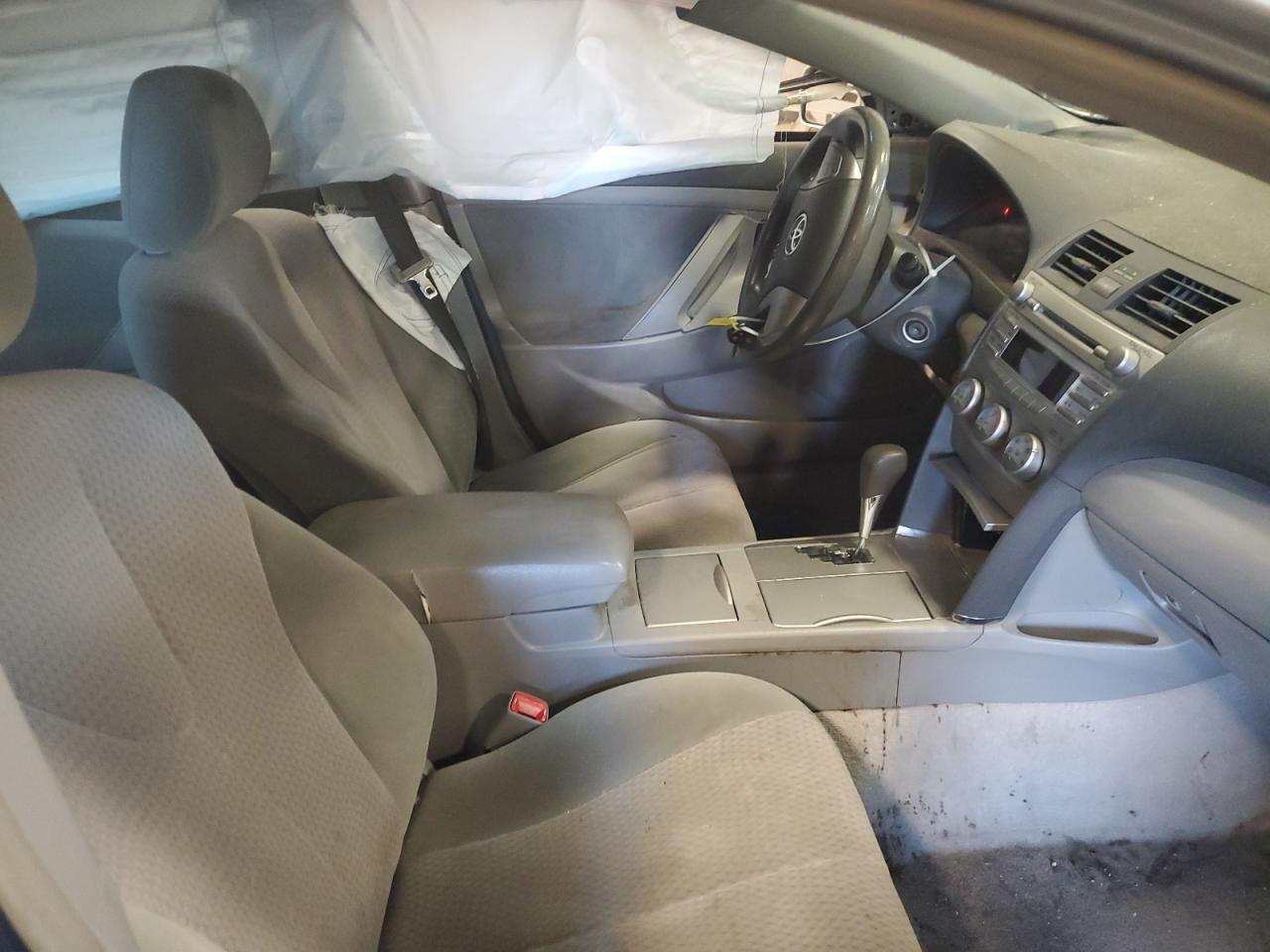 2010 TOYOTA CAMRY