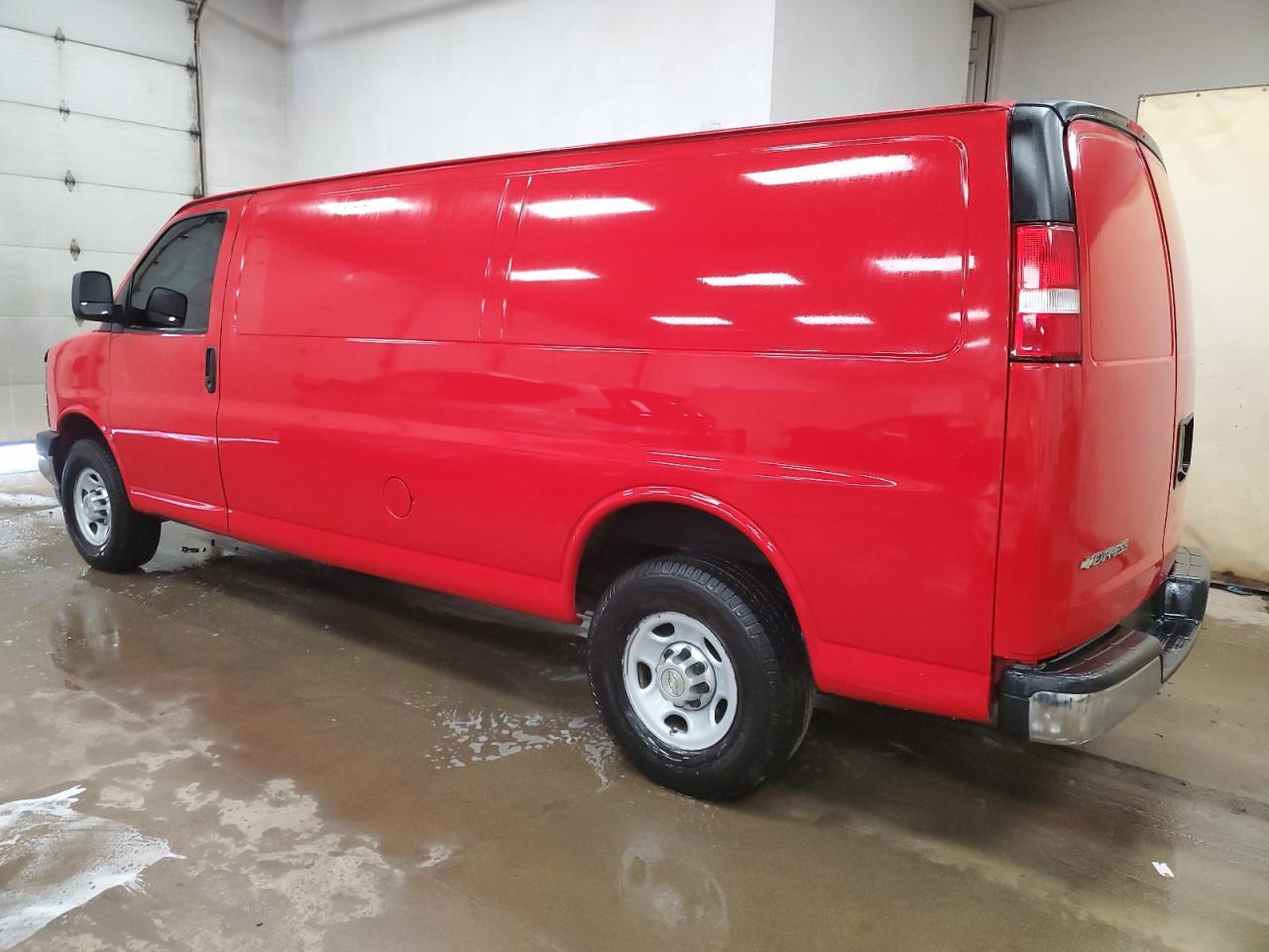 2017 CHEVROLET EXPRESS 2500