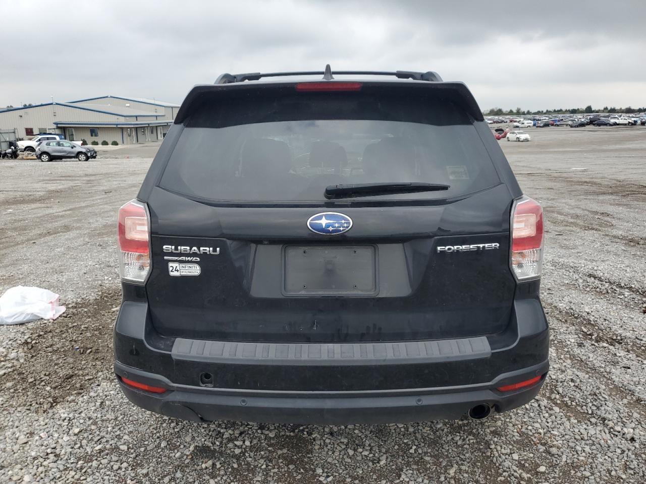2018 SUBARU FORESTER