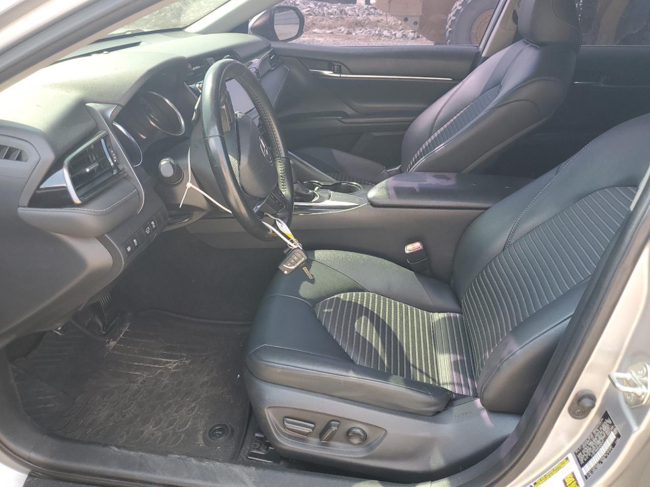 2019 TOYOTA CAMRY