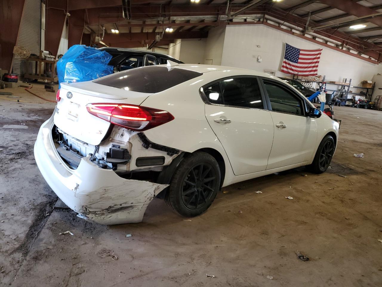 2017 KIA FORTE