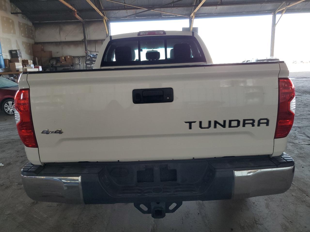 2016 TOYOTA TUNDRA