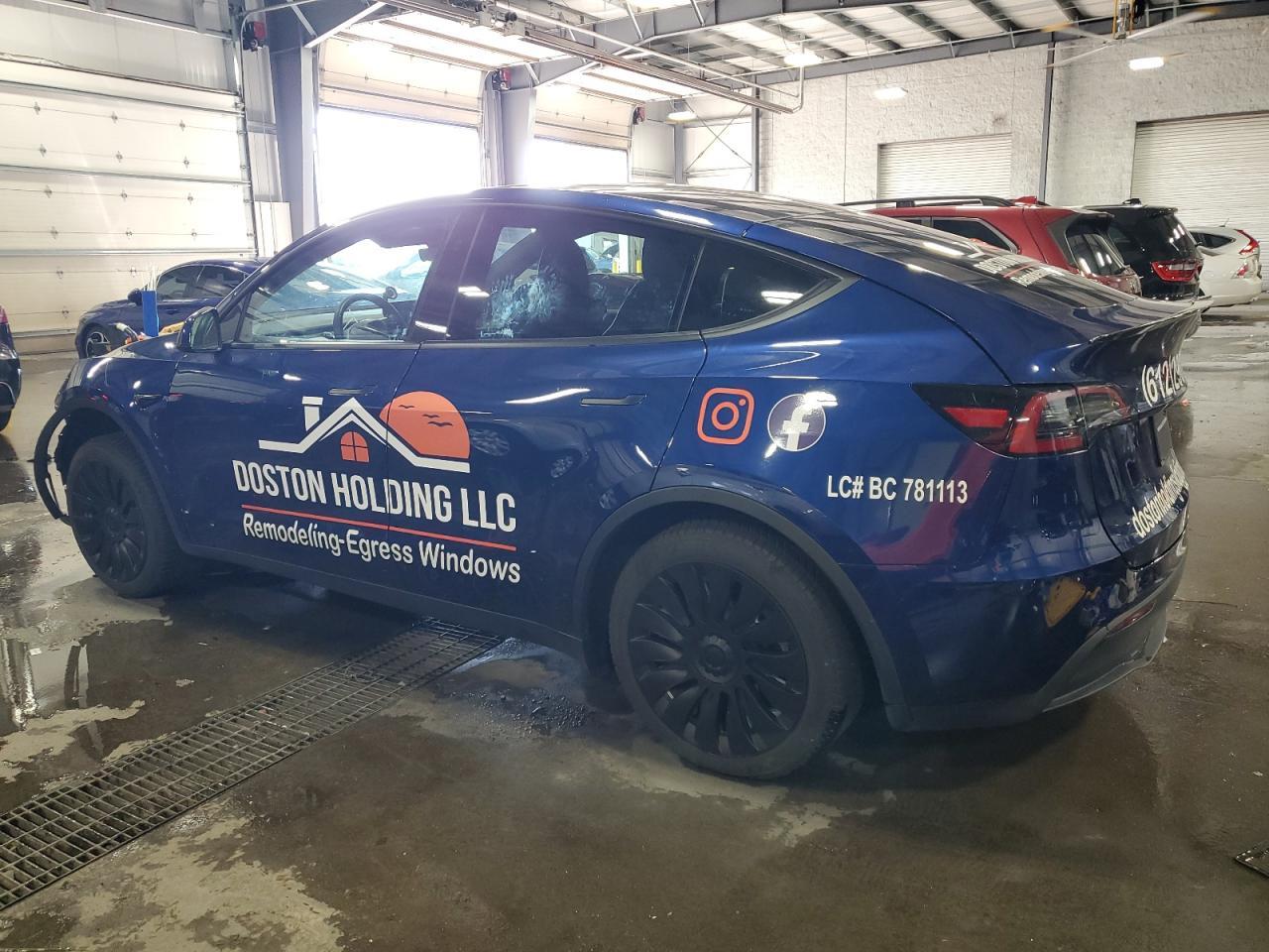 2023 TESLA MODEL Y