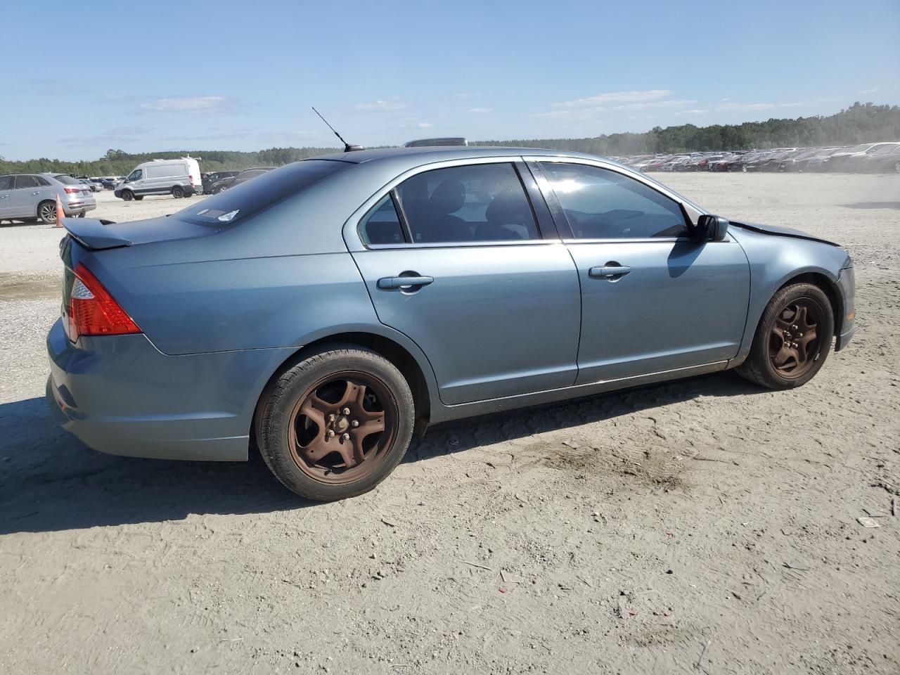 2011 FORD FUSION