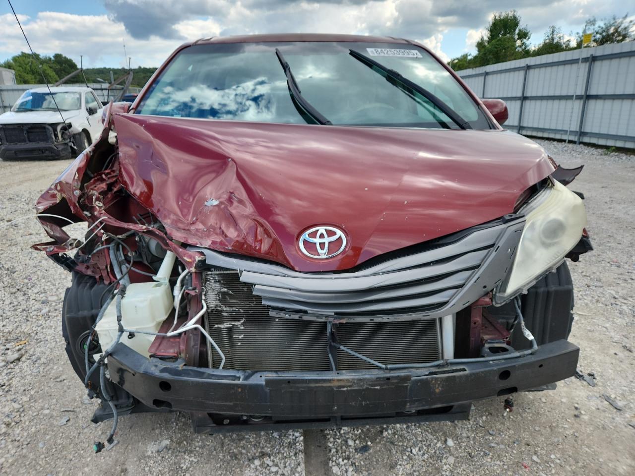2014 TOYOTA SIENNA