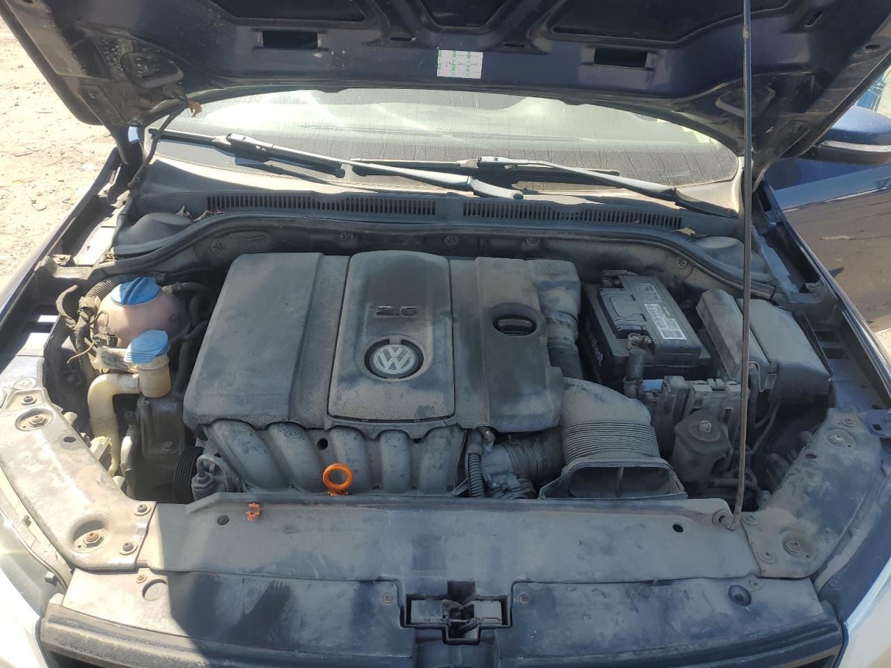 2012 VOLKSWAGEN JETTA
