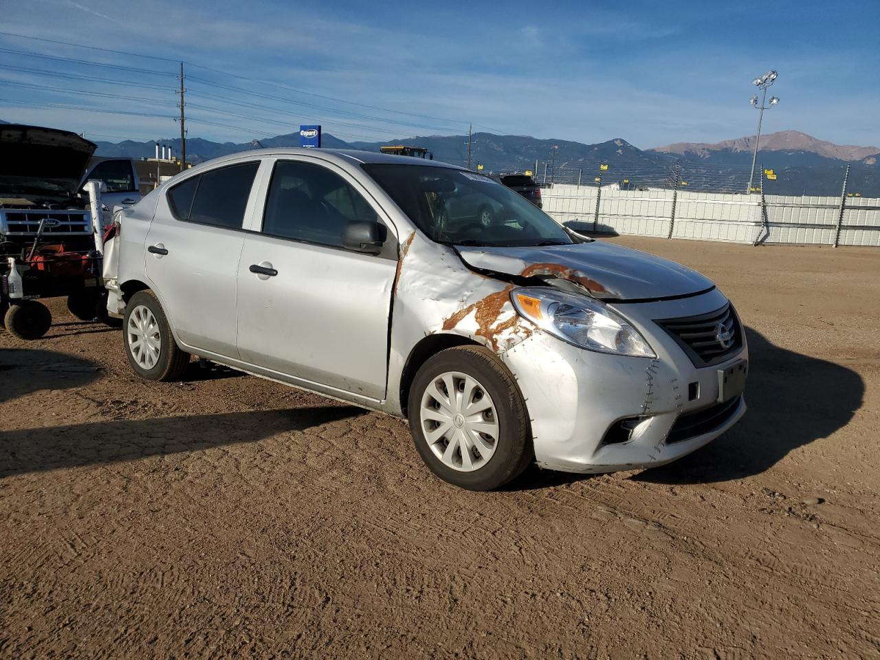 2013 NISSAN VERSA