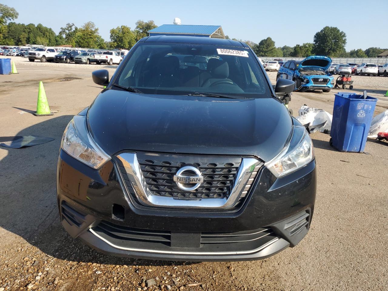 2020 NISSAN KICKS