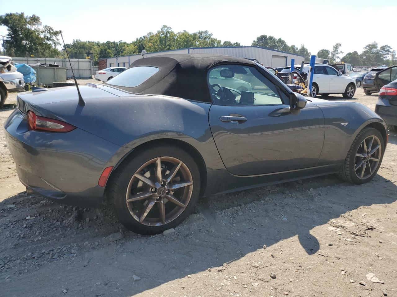 2016 MAZDA MX-5 Miata