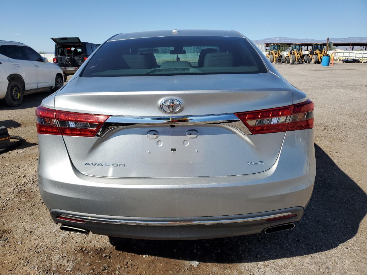 2017 TOYOTA Avalon