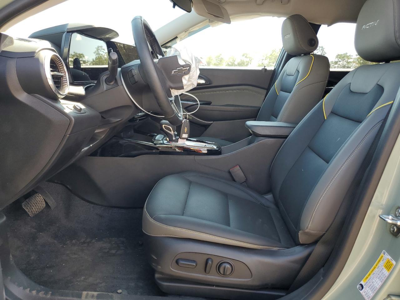 2025 CHEVROLET TRAX