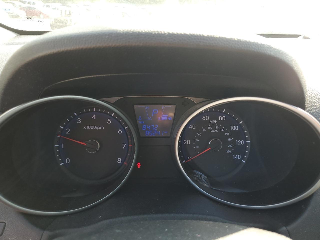 2011 HYUNDAI TUCSON