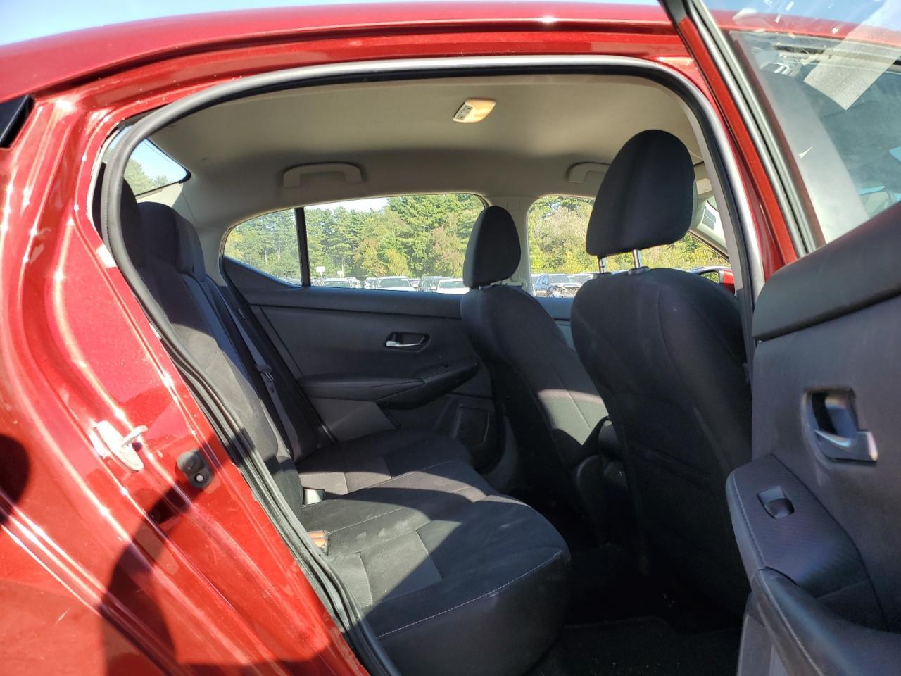 2022 NISSAN SENTRA