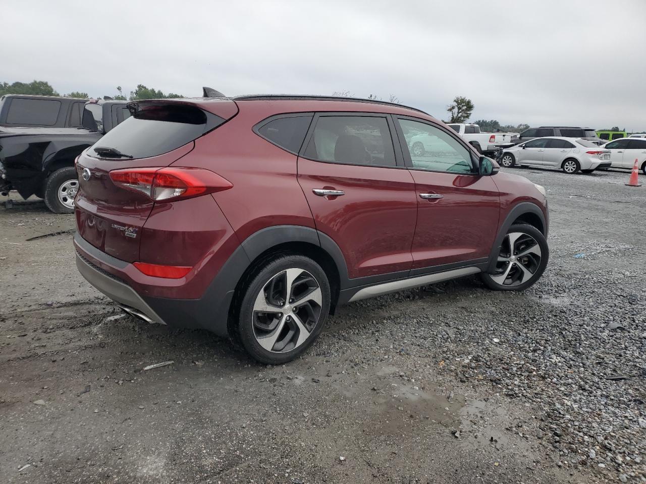 2017 HYUNDAI TUCSON