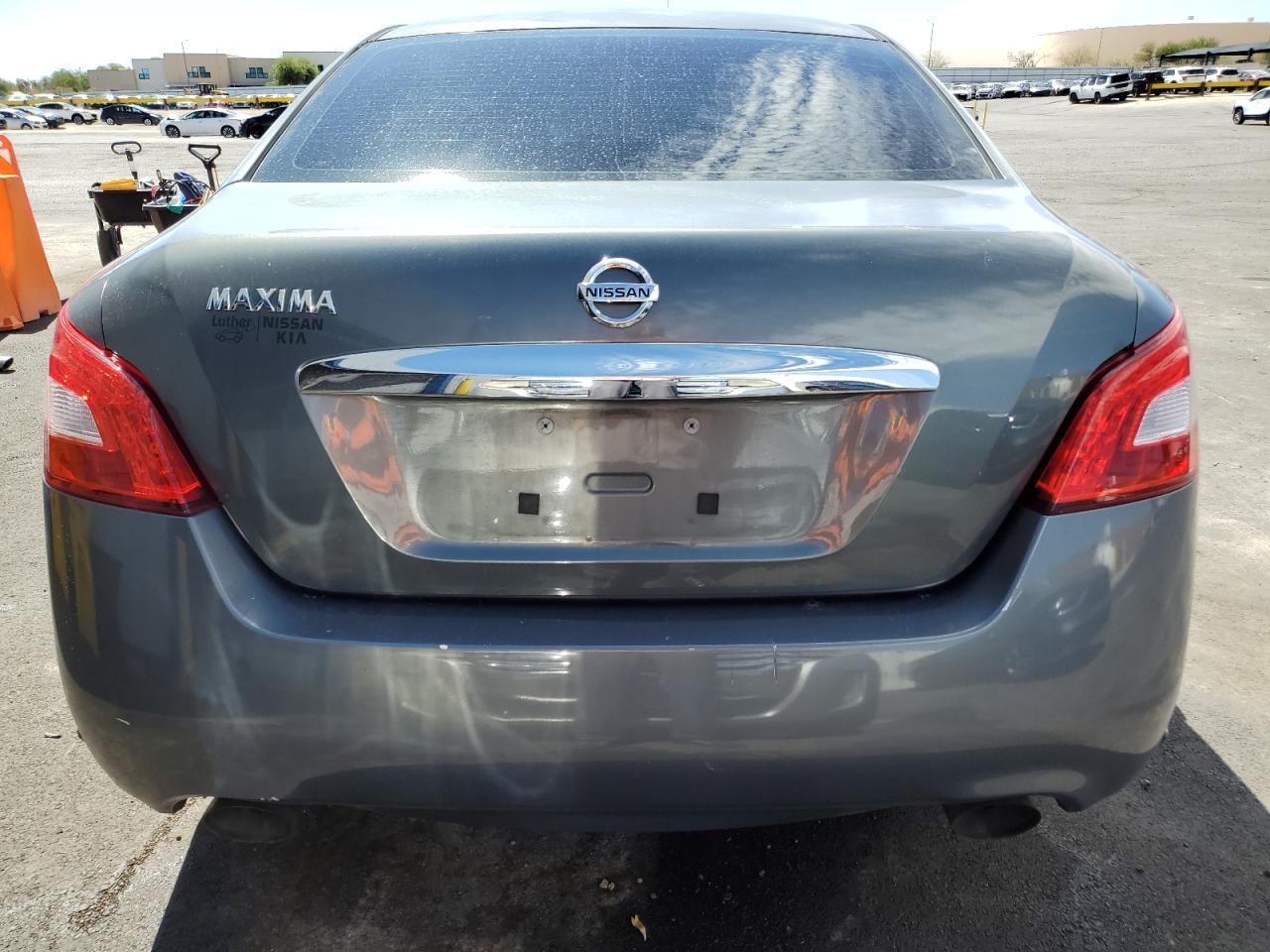 2009 NISSAN Maxima