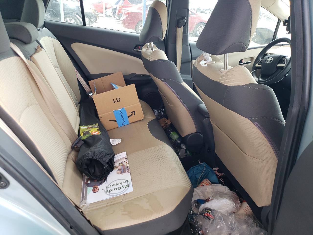 2016 TOYOTA PRIUS