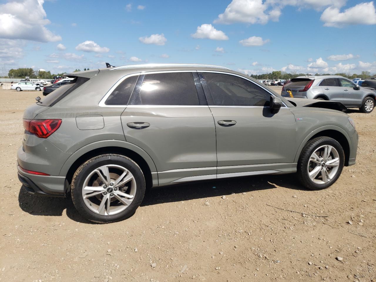 2022 AUDI Q3