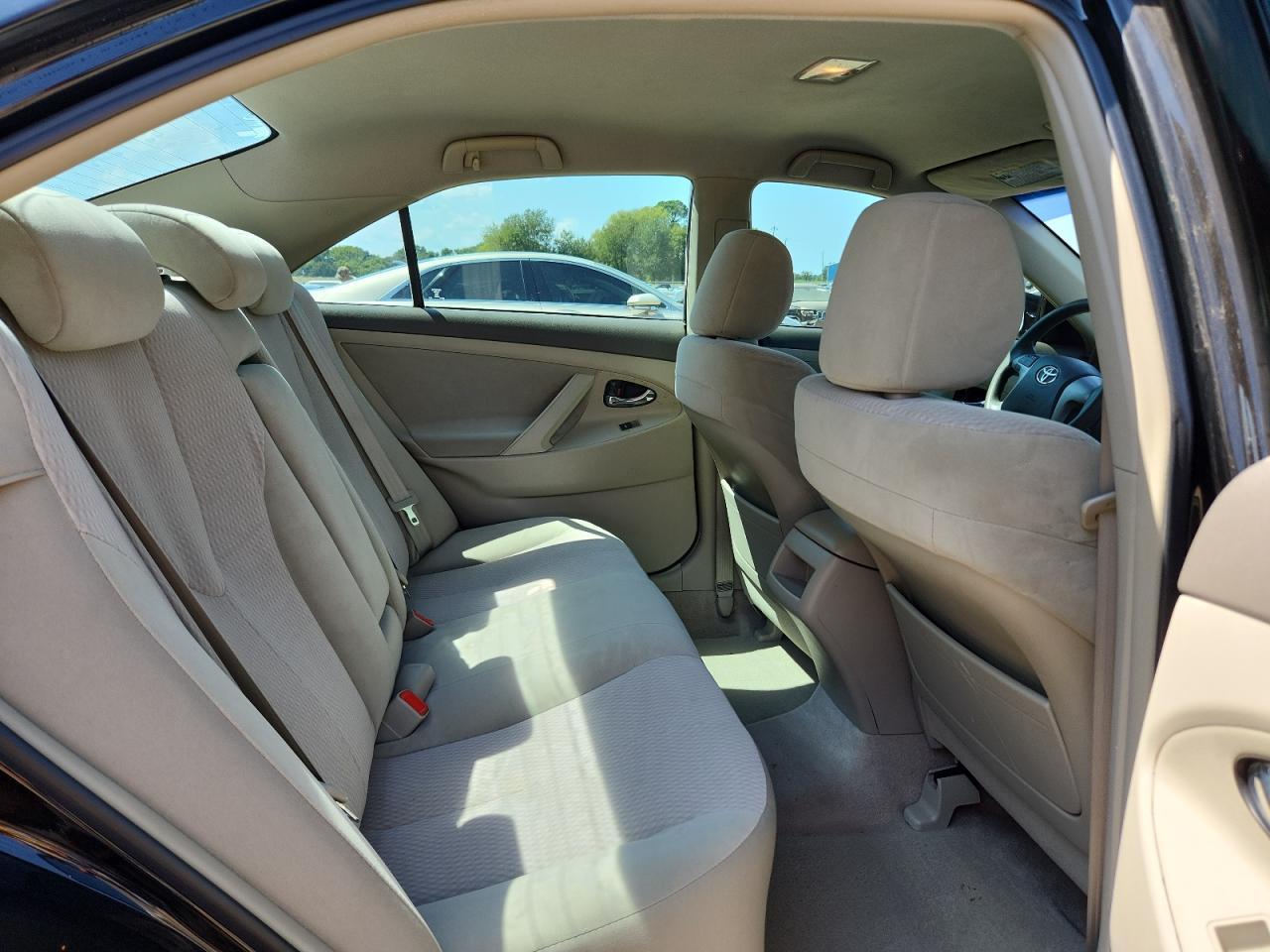 2010 TOYOTA CAMRY
