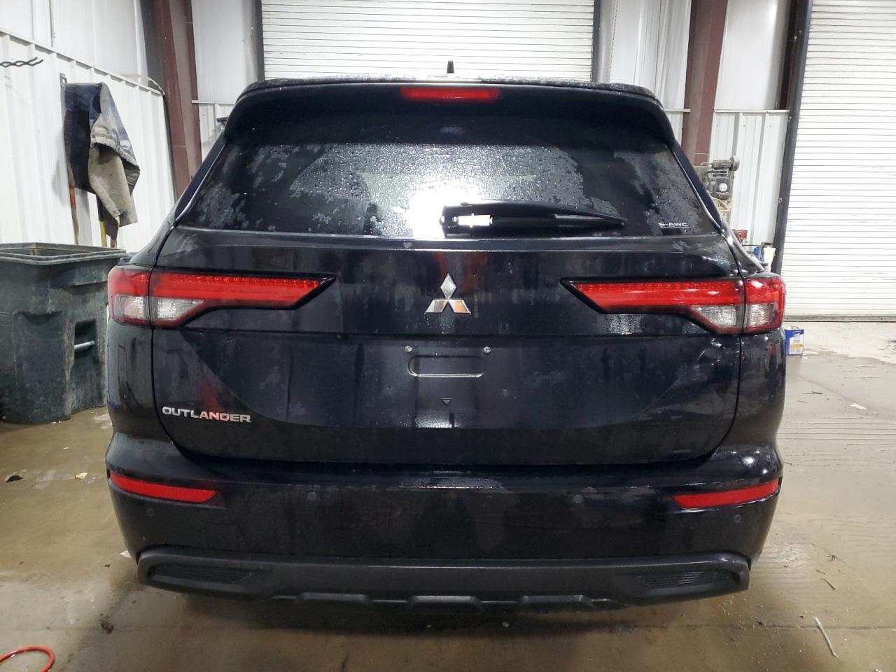 2022 MITSUBISHI outlander
