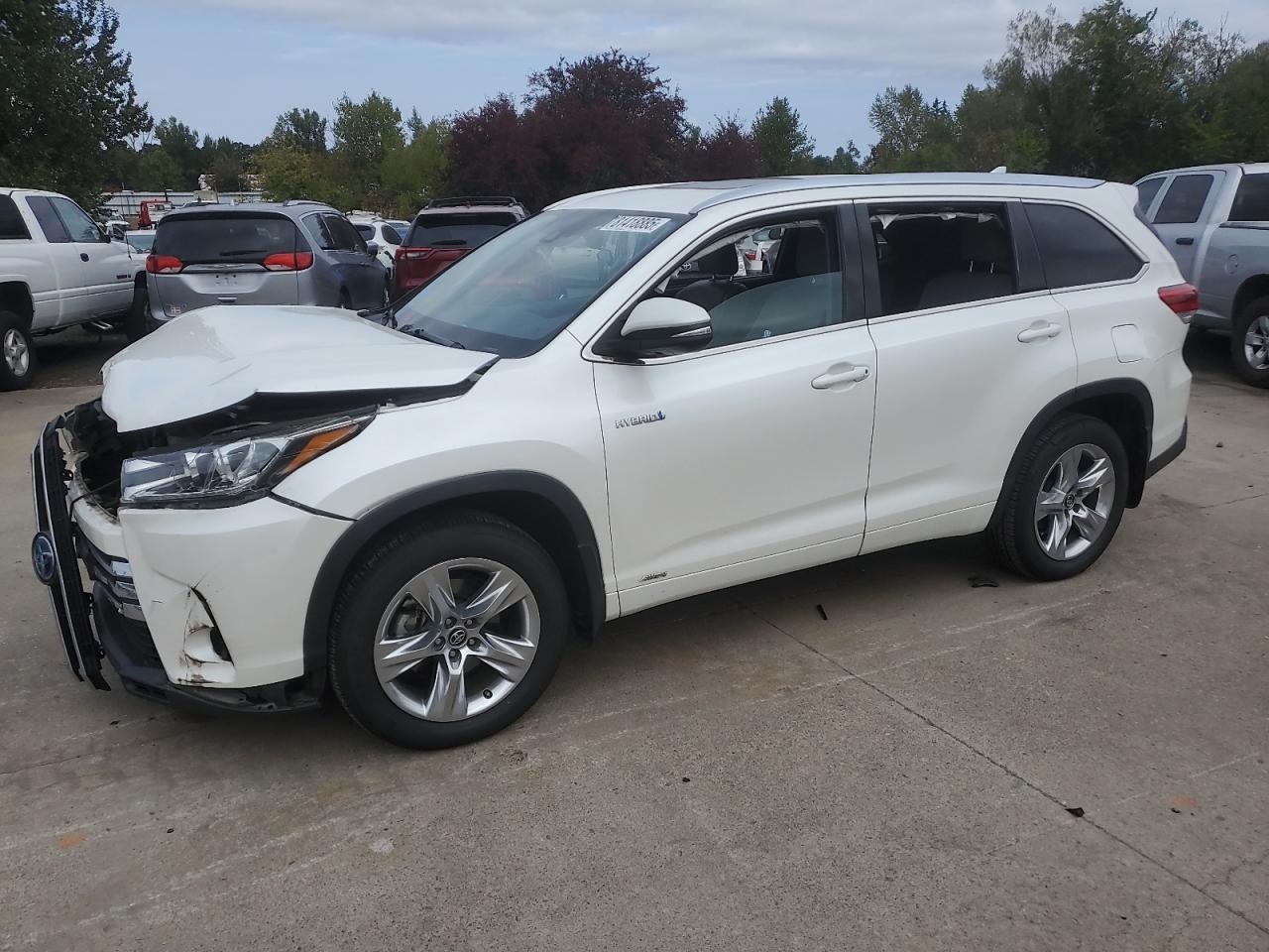 2018 TOYOTA HIGHLANDER