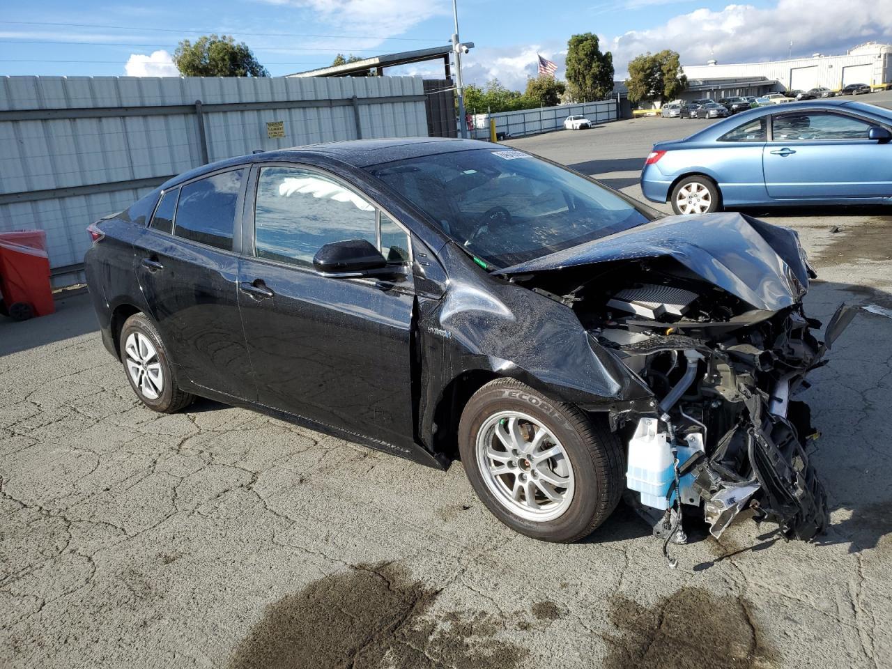 2016 TOYOTA PRIUS