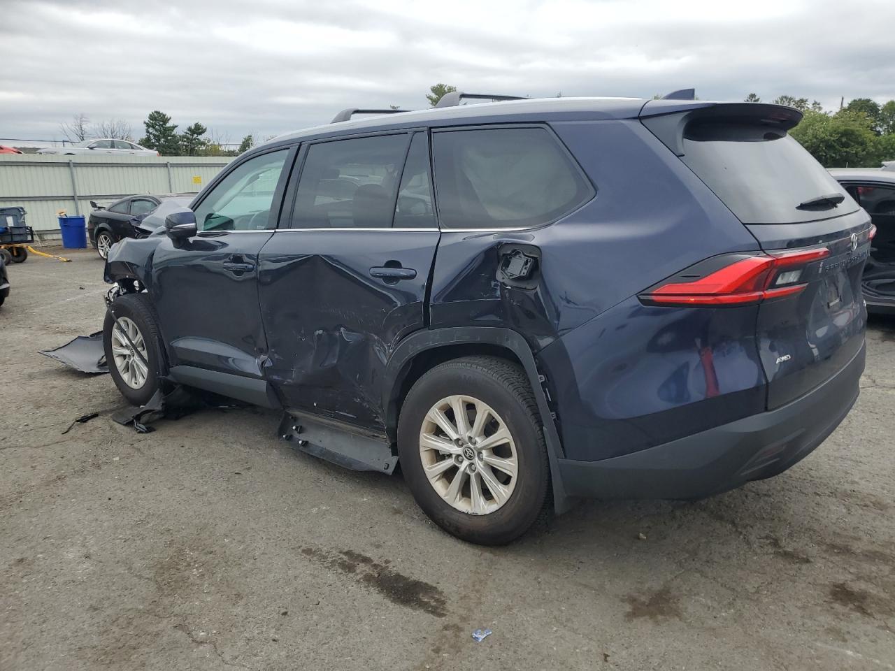 2024 TOYOTA HIGHLANDER