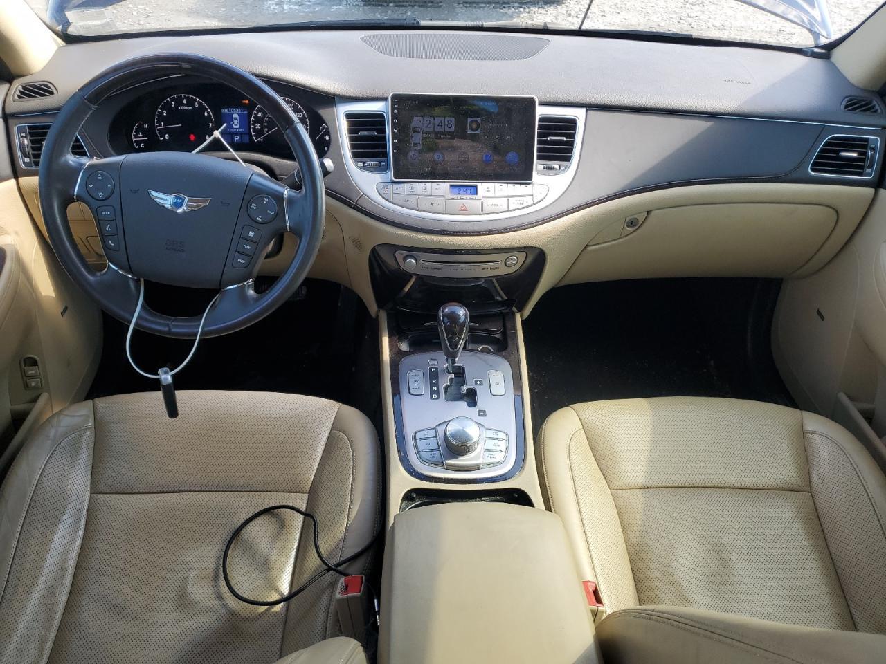 2011 HYUNDAI GENESIS