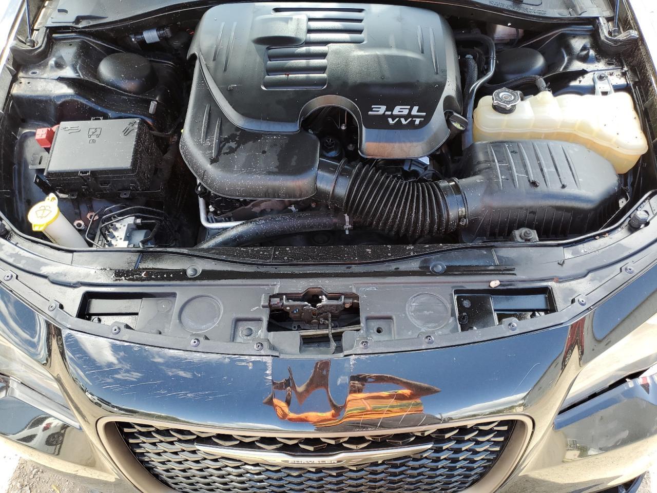 2016 CHRYSLER 300