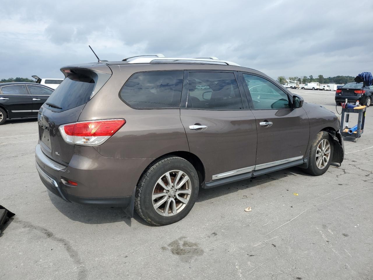 2015 NISSAN PATHFINDER