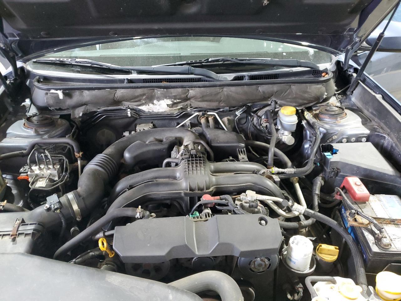 2013 SUBARU Outback