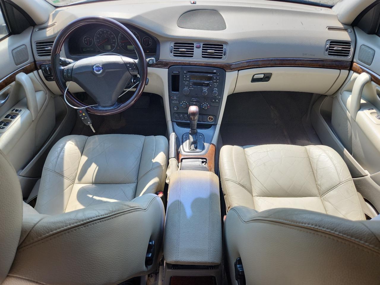 2005 VOLVO S80
