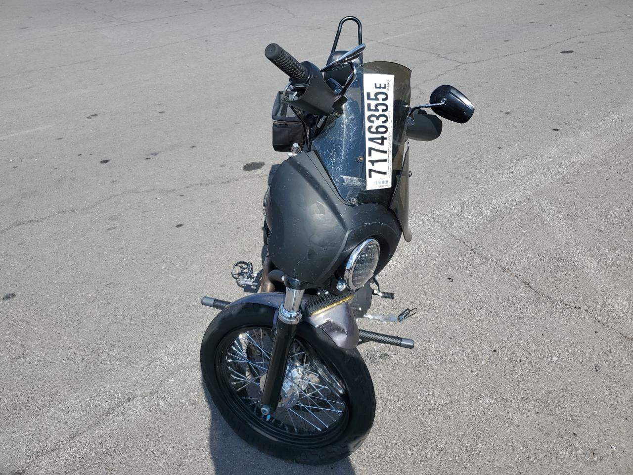 2016 HARLEY-DAVIDSON Fxdb