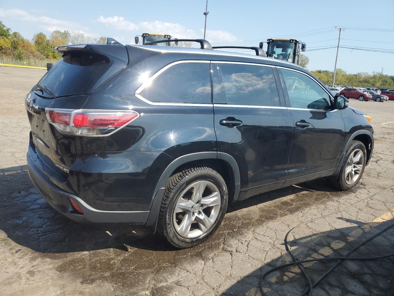 2015 TOYOTA HIGHLANDER